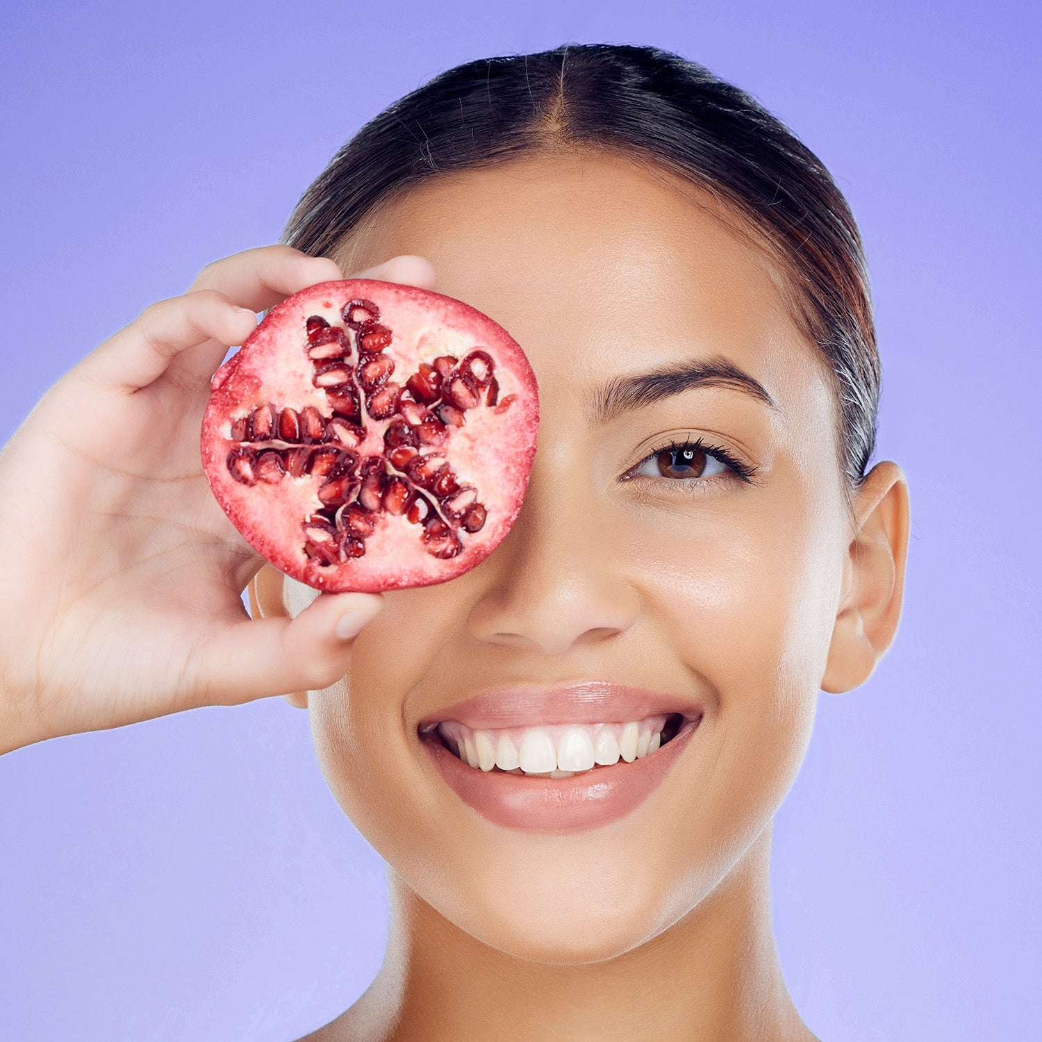 Use Skin Care Products with Pomegranate for Facial Cleansing and Glowing Skin